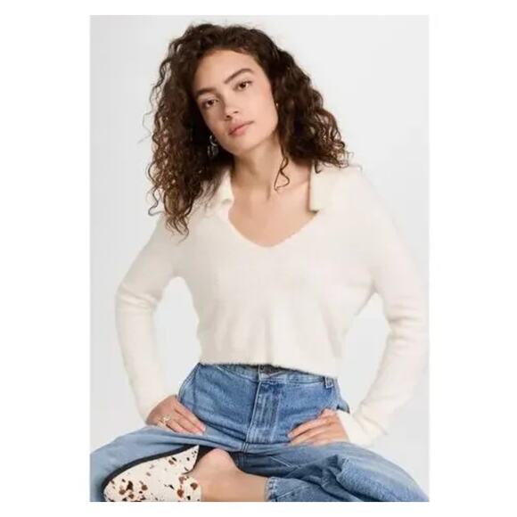 525 Eyelash Soft White Fuzzy Cropped Sweater Holiday Winter Knit Designer - Picture 2 of 16